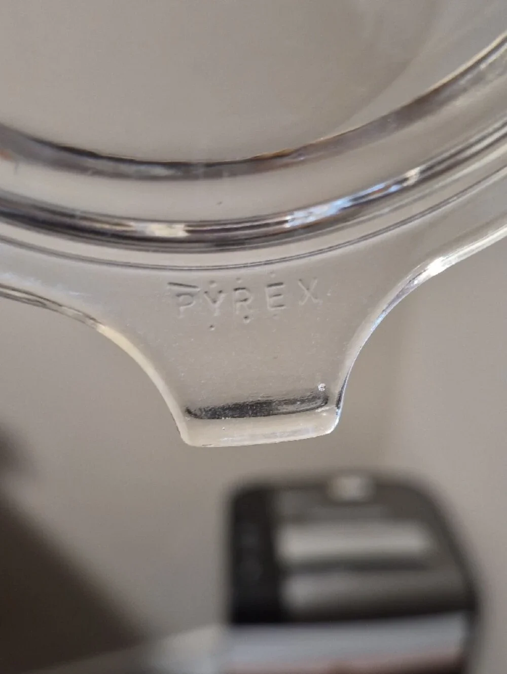 Pyrex Clear Glass Baking Dish with Handle - Transparent